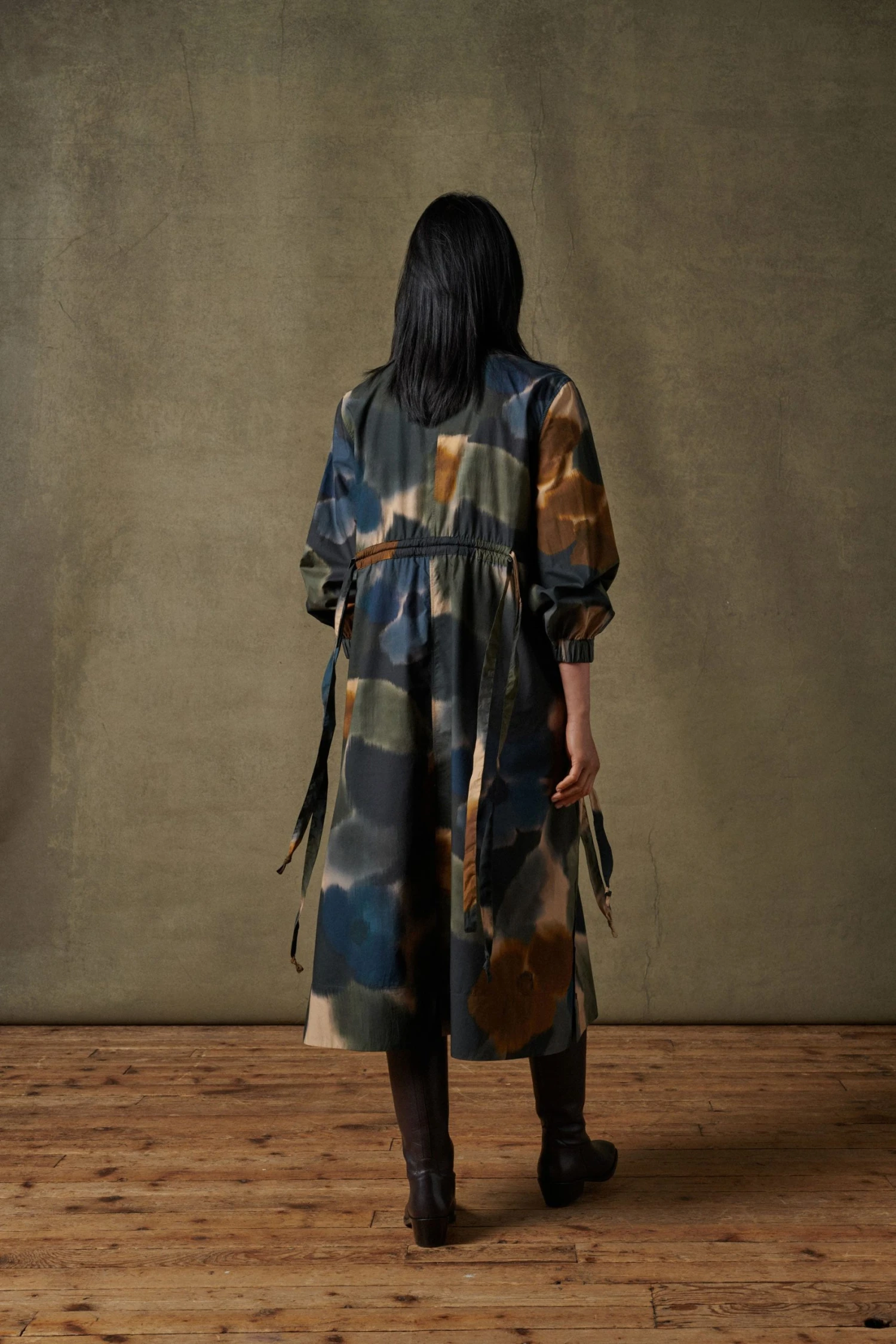 Sœur Robe Salamanque - Nouvelle Collection | Élégance et Style 6 Sœur Robe Salamanque - Nouvelle Collection | Élégance et Style – Image 4