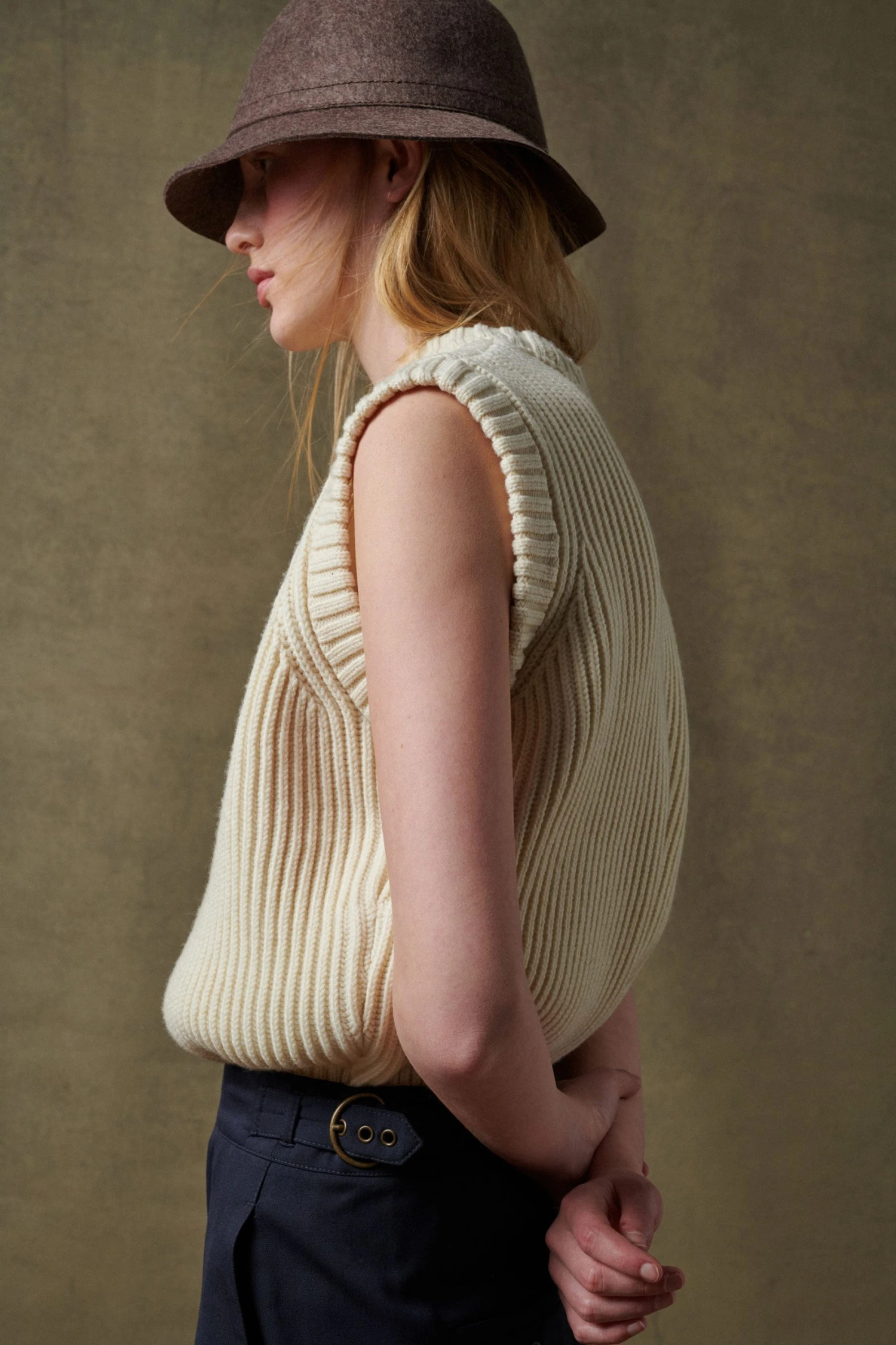 Sœur PULL SULLY - Nouvelle Collection | Pull élégant et confortable 5 Sœur PULL SULLY - Nouvelle Collection | Pull élégant et confortable – Image 3