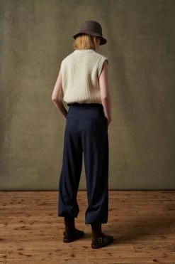 Sœur PULL SULLY - Nouvelle Collection | Pull élégant et confortable 22 Sœur PULL SULLY - Nouvelle Collection | Pull élégant et confortable -soeur Soldes 003 RAW OLAF RAPHAEL SULLY SETE 0049 e0cf4efc 71bd 4e5c 8789 d024df72d761