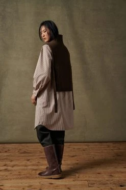 Sœur PULL OR - Nouvelle Collection | Vêtements Élégants et Confortables -soeur Soldes 004 SIGRID SARAJEVO SAUVAGE OR 0065