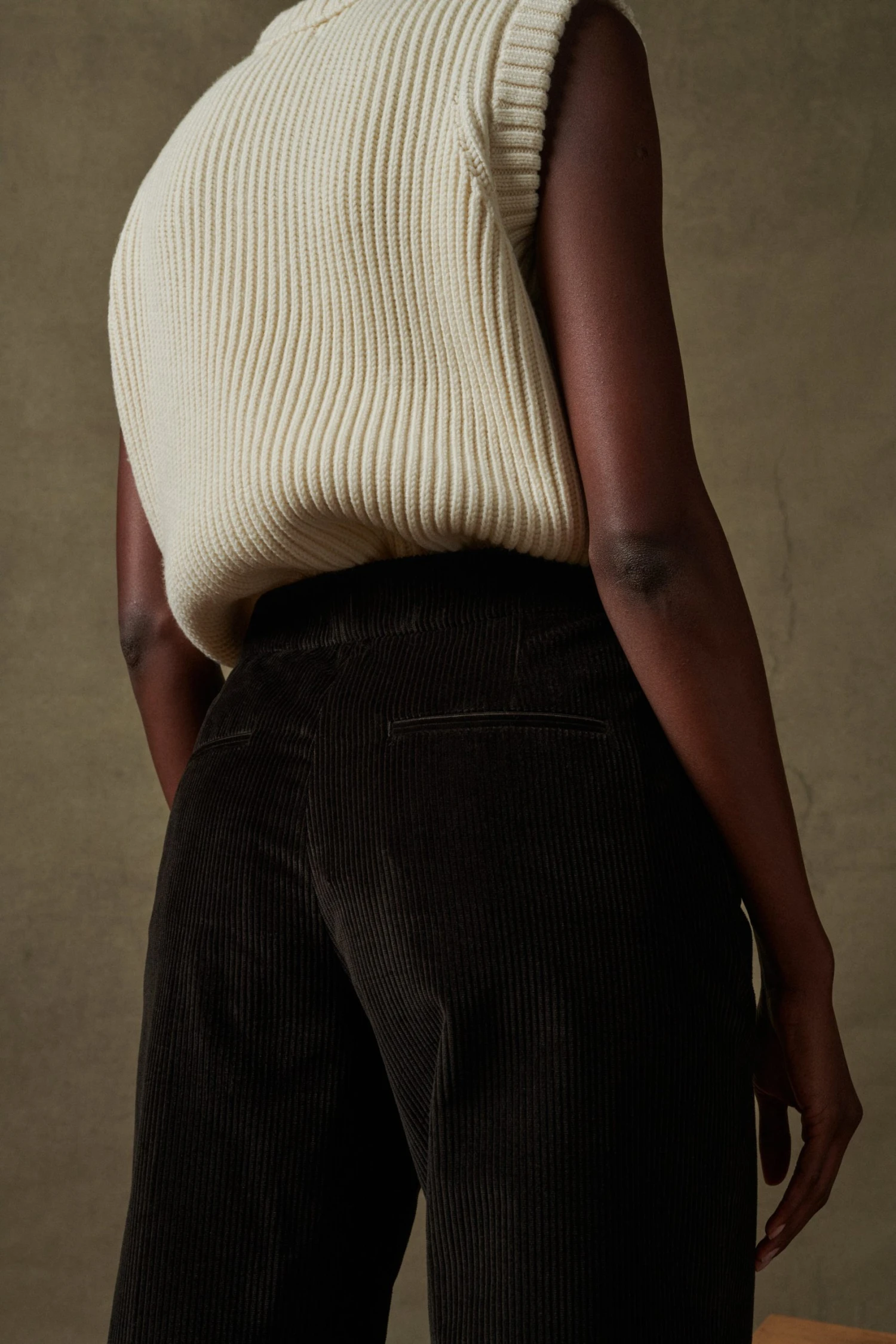 Sœur PULL SULLY - Nouvelle Collection | Pull élégant et confortable 12 Sœur PULL SULLY - Nouvelle Collection | Pull élégant et confortable – Image 10