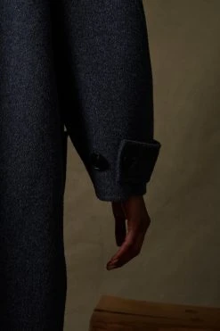 Sœur MANTEAU RAOUL - Manteau élégant de la Nouvelle Collection 19 Sœur MANTEAU RAOUL - Manteau élégant de la Nouvelle Collection -soeur Soldes 009 RAOUL SARAJEVO PACHA SULLY SQUARE 0935