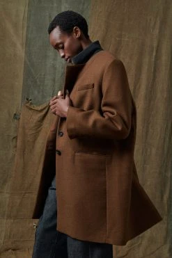 Sœur MANTEAU NELSON - Manteau élégant de la Nouvelle Collection -soeur Soldes 010 RAW SERBIE SEGUR PEPINO PACHA NELSON 0054