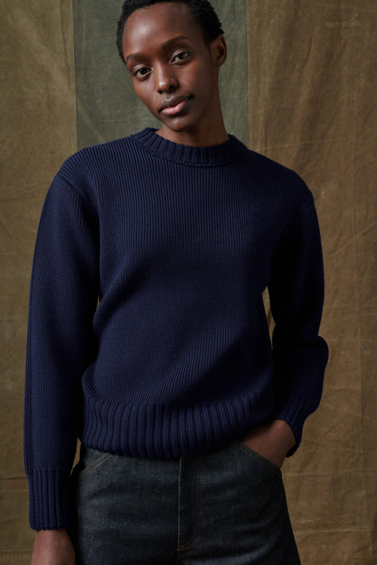 Sœur PULL REQUIEM - Nouvelle Collection | Pull élégant et confortable 3 Sœur PULL REQUIEM - Nouvelle Collection | Pull élégant et confortable