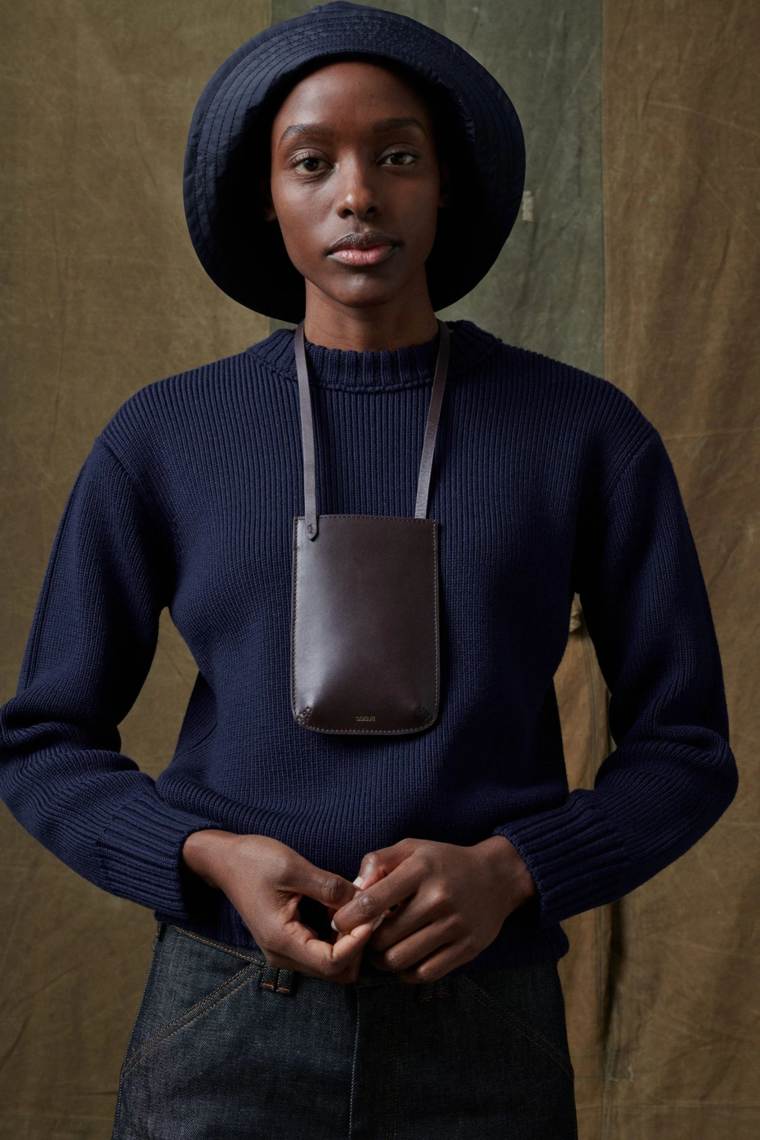 Sœur PULL REQUIEM - Nouvelle Collection | Pull élégant et confortable 5 Sœur PULL REQUIEM - Nouvelle Collection | Pull élégant et confortable – Image 3