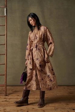 Robe SASKIA - Nouvelle Collection | Élégance et Style Moderne