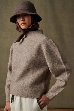 Sœur PULL STONE - Nouvelle Collection | Pull élégant et confortable -soeur Soldes 020 SAUVAGE SETES SQUARE SOUTH STONE 0012