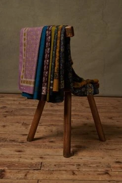 soeur Soldes -soeur Soldes 033 FOULARDS 1845 8fe1912b e262 437e 9844 6f9aa0e09b5d