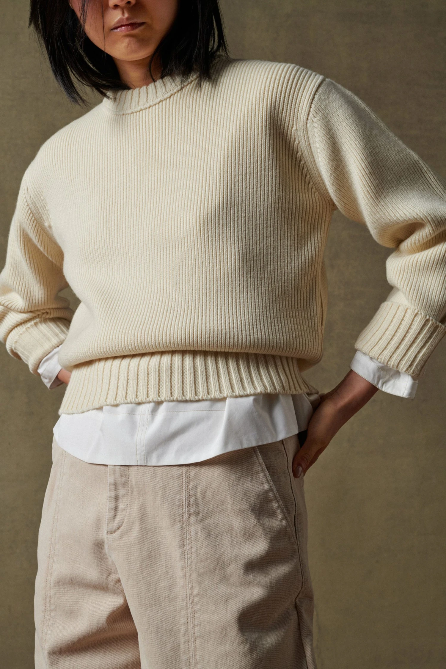 Sœur PULL REQUIEM - Nouvelle Collection | Pull élégant et confortable 3 Sœur PULL REQUIEM - Nouvelle Collection | Pull élégant et confortable