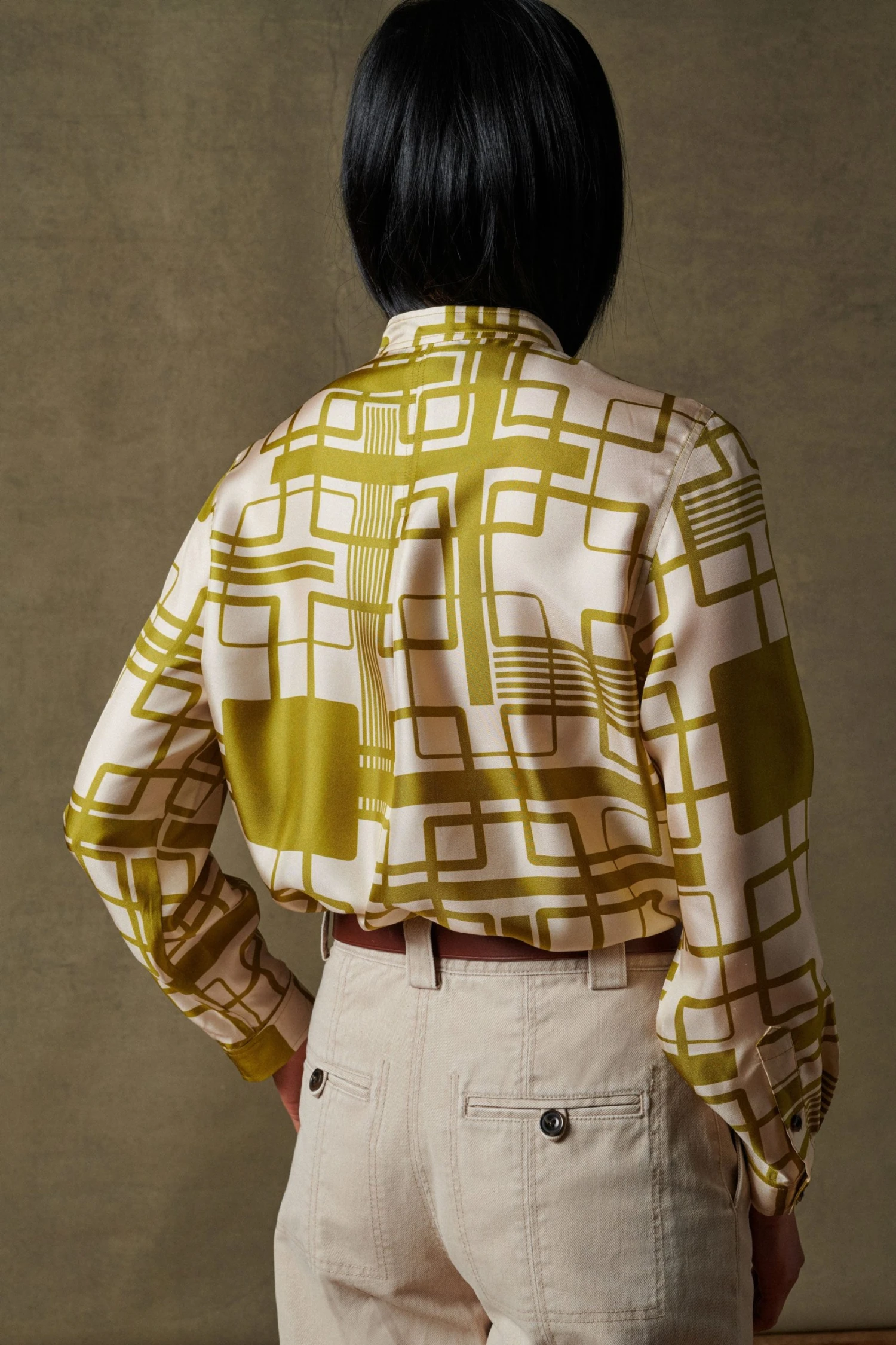 Sœur CHEMISE SEGUR - Nouvelle Collection | Vêtements Élégants pour Femme 4 Sœur CHEMISE SEGUR - Nouvelle Collection | Vêtements Élégants pour Femme – Image 2