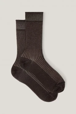 Sœur CHAUSSETTES ROCK - Chaussettes tendance pour un style unique | Accessoires