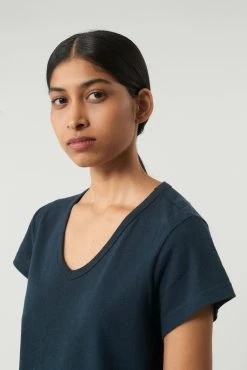 Sœur TEE-SHIRT DOMINIQUE - Nouvelle Collection | T-shirt Femme Élégant -soeur Soldes DOMINIQUE PRESTON LOLITA PACHA 1142