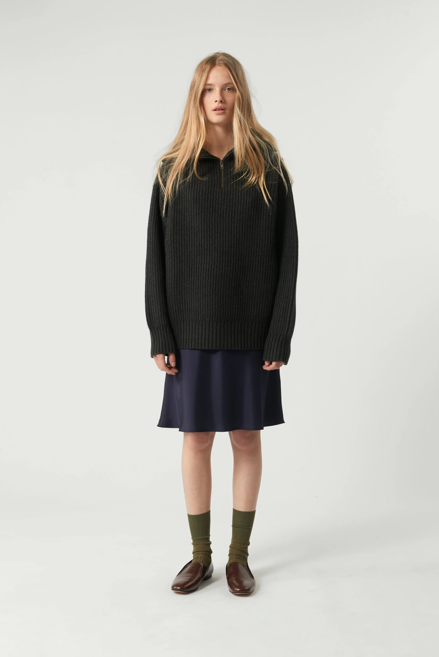 Sœur JUPE LOLIPOP - Nouvelle Collection | Style Élégant et Moderne 4 Sœur JUPE LOLIPOP - Nouvelle Collection | Style Élégant et Moderne – Image 2