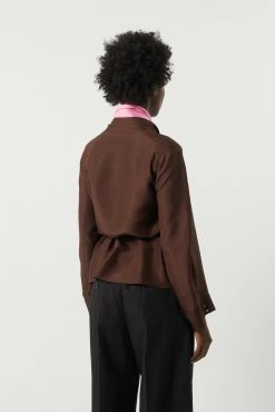 Sœur Blouse Printemps - Nouvelle Collection | Élégance et Confort 17 Sœur Blouse Printemps - Nouvelle Collection | Élégance et Confort -soeur Soldes PACHA SARAJEVO SPRING SQUARE 0500