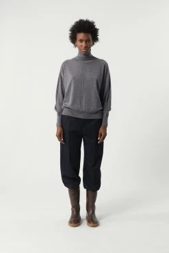 Sœur PULL NORD - Pull chaud et élégant pour femme | Nouvelle Collection 11 Sœur PULL NORD - Pull chaud et élégant pour femme | Nouvelle Collection -soeur Soldes SALENTO NORD SAUVAGE 0780