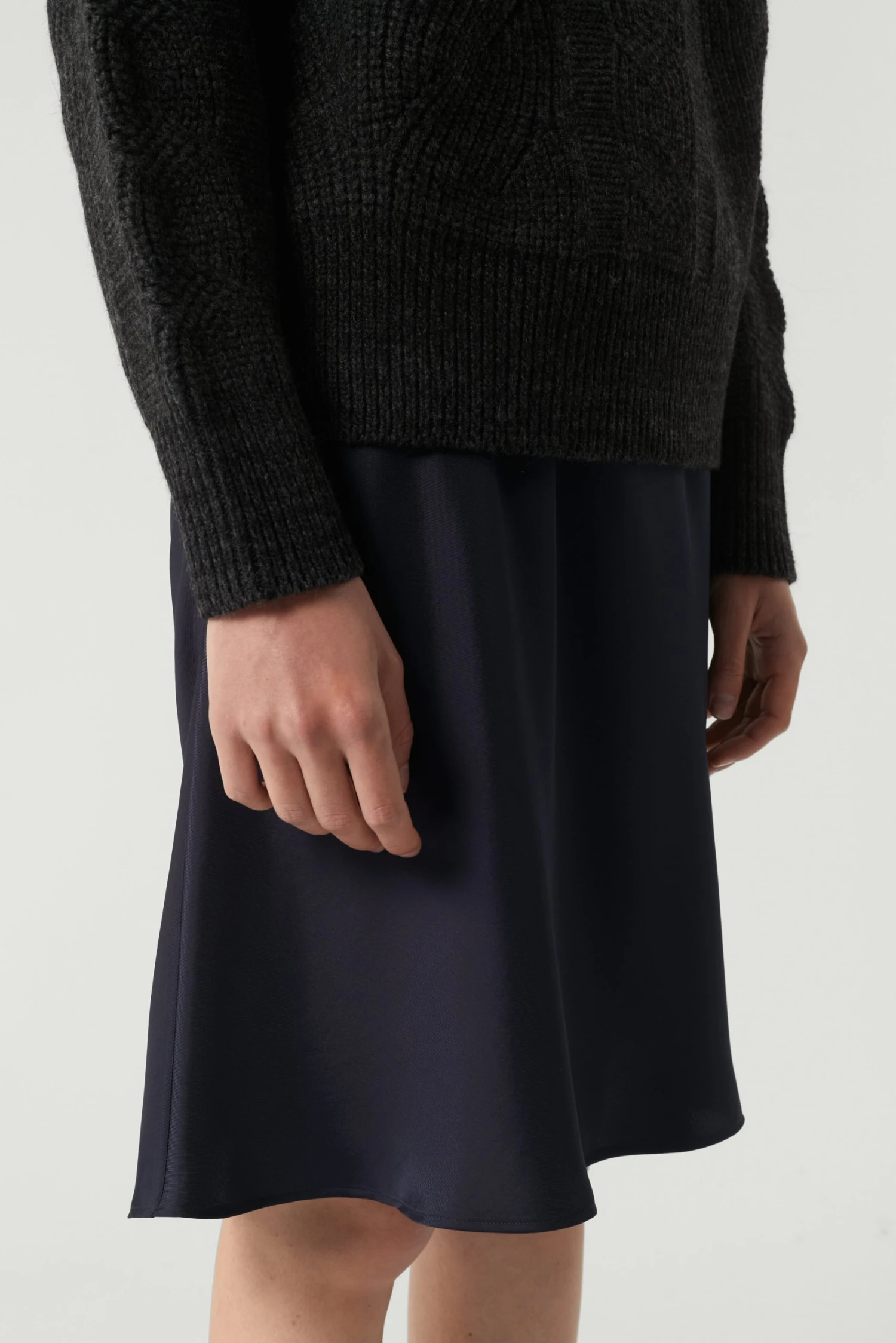 Sœur JUPE LOLIPOP - Nouvelle Collection | Style Élégant et Moderne 6 Sœur JUPE LOLIPOP - Nouvelle Collection | Style Élégant et Moderne – Image 4