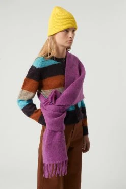 Écharpe Sœur SOFT - Écharpe en Laine Douce et Confortable - Accessoire Élégant pour Toutes les Saisons -soeur Soldes SEPTEMBRE PEPINO NINETTE SOFT PITAYA 1068 RETOUCHE