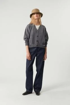 Sœur CARDIGAN SIR - Nouvelle Collection | Vêtements Élégants pour Femme -soeur Soldes SIR BASIC NAPOLEON PACHA PABLITO 1186 RETOUCHEcopie