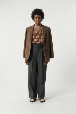 Sœur VESTE SEVRES - Veste élégante de la Nouvelle Collection 19 Sœur VESTE SEVRES - Veste élégante de la Nouvelle Collection -soeur Soldes SKY MALO SALLY ROBINSON OLAF SEVRES 0573