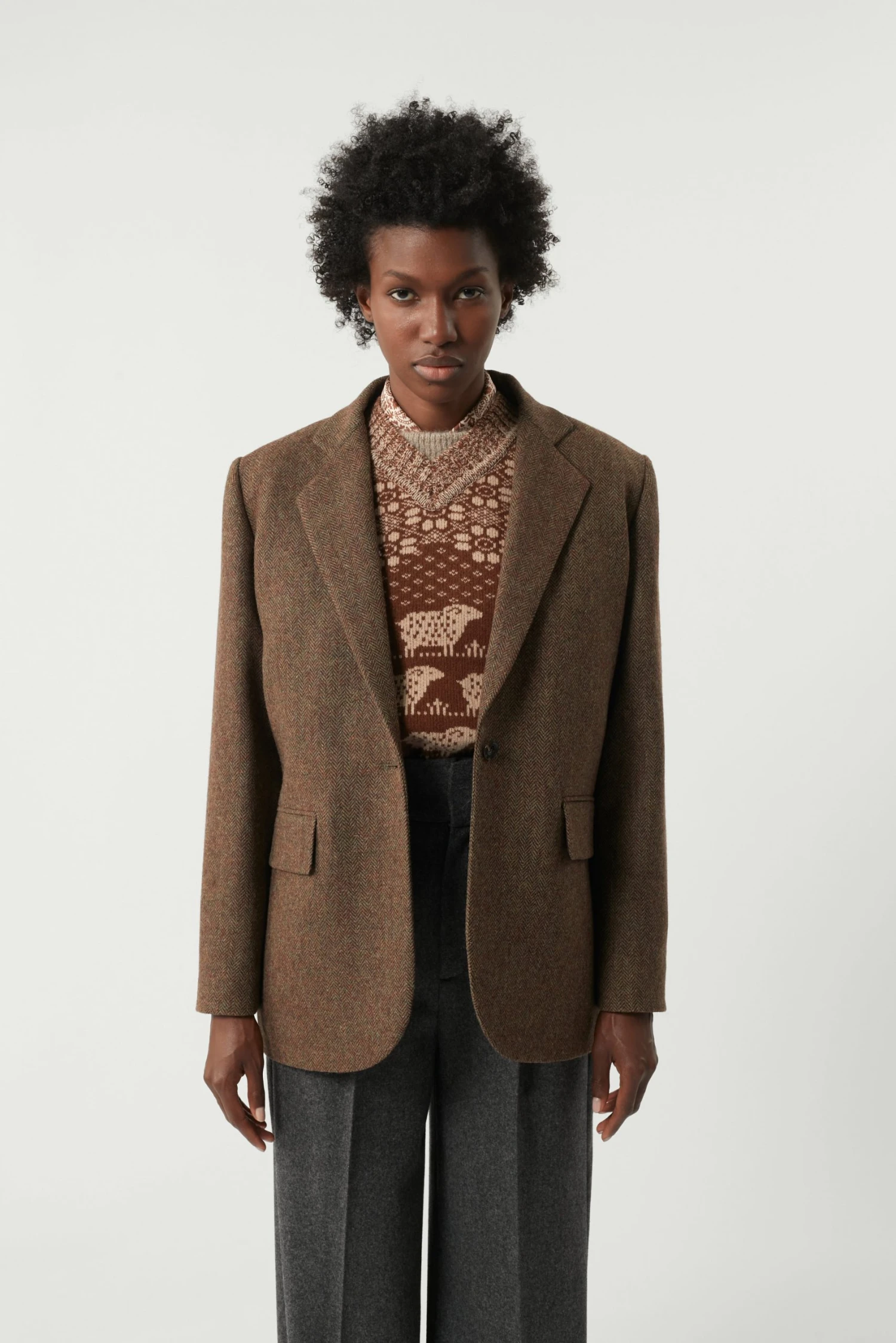 Sœur VESTE SEVRES - Veste élégante de la Nouvelle Collection 7 Sœur VESTE SEVRES - Veste élégante de la Nouvelle Collection – Image 5