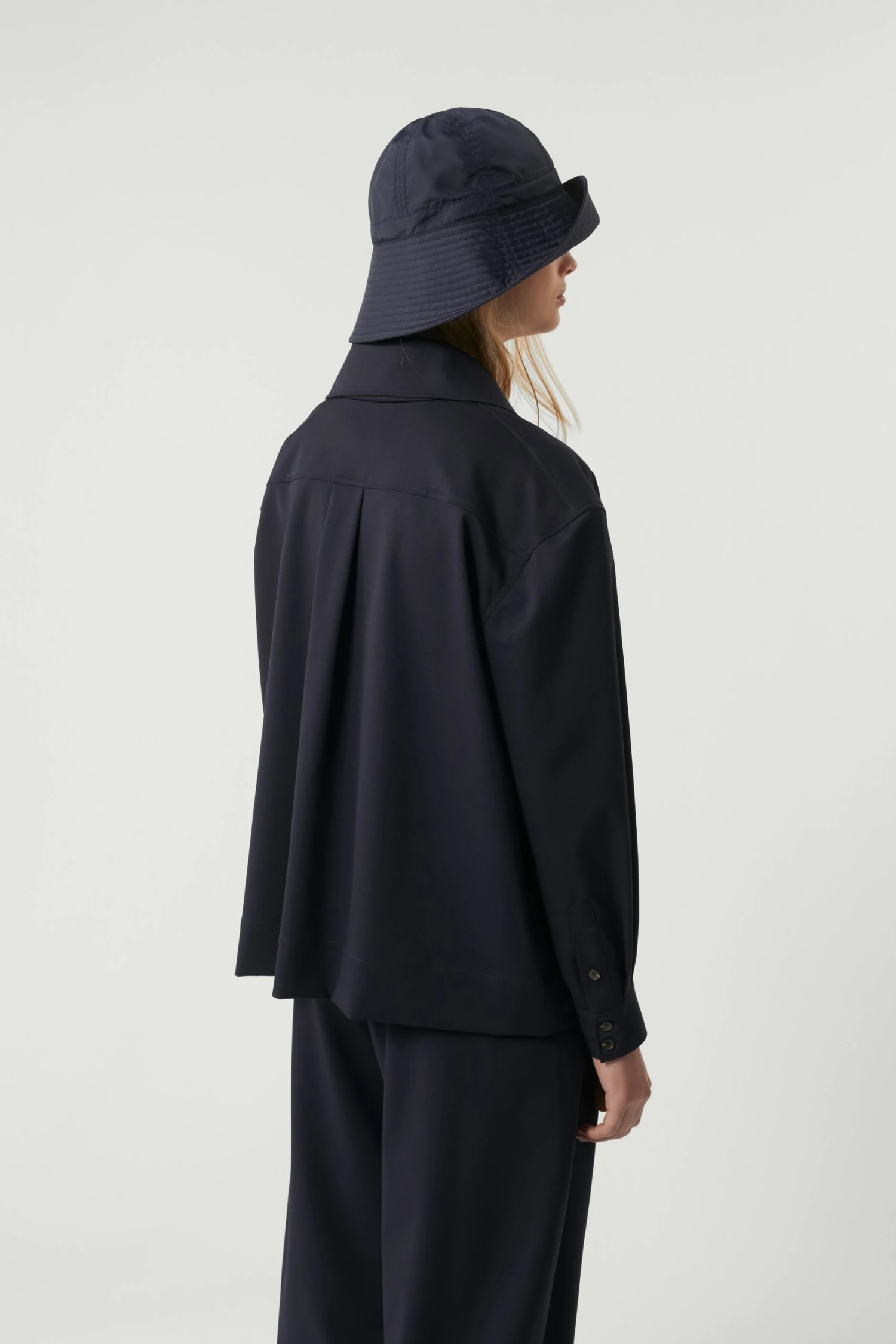 Sœur CHEMISE SOISIC - Nouvelle Collection | Chemise Élégante pour Femme 9 Sœur CHEMISE SOISIC - Nouvelle Collection | Chemise Élégante pour Femme – Image 7