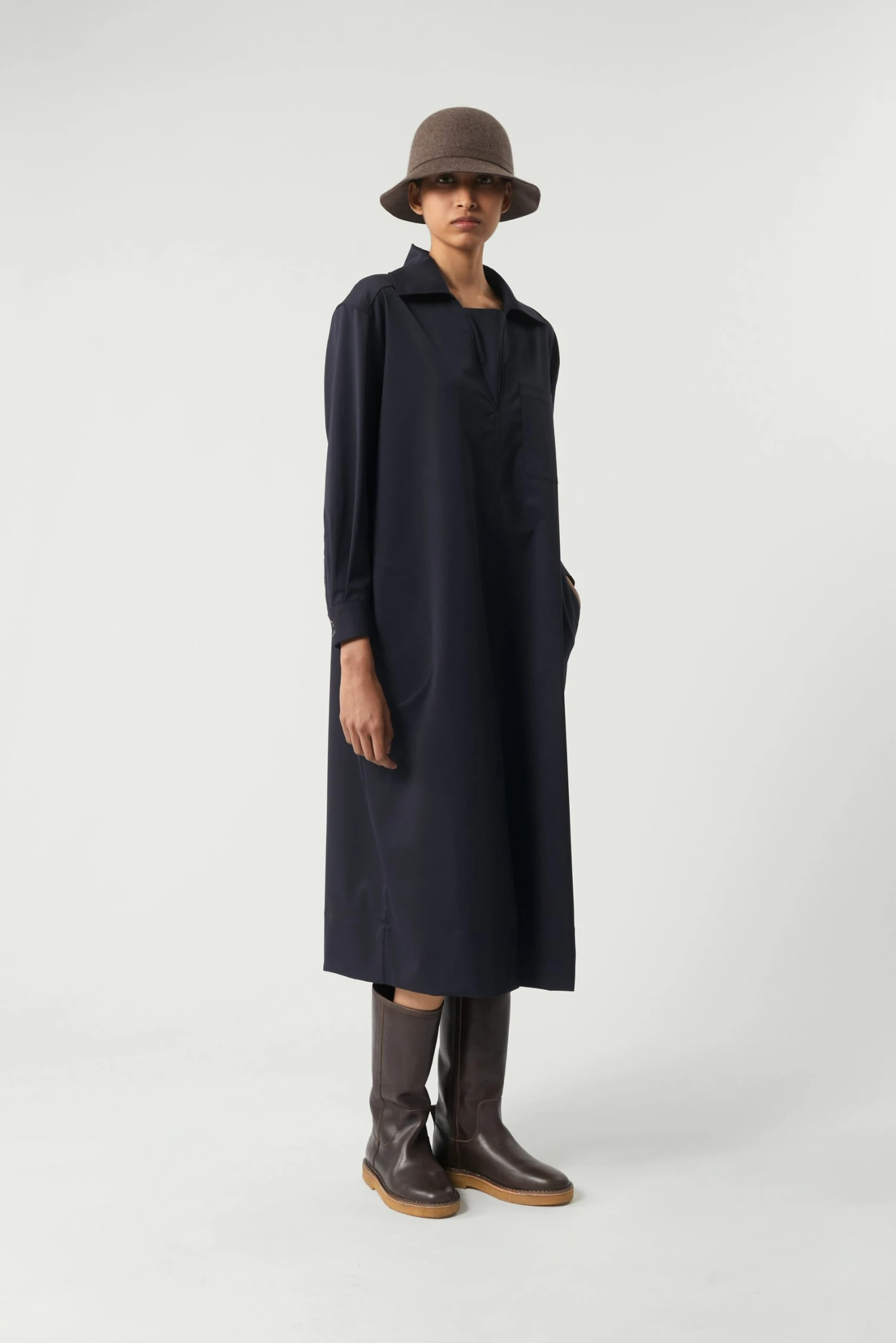 Robe Sophie - Nouvelle Collection | Sœur - Élégance et Style 7 Robe Sophie - Nouvelle Collection | Sœur - Élégance et Style – Image 5