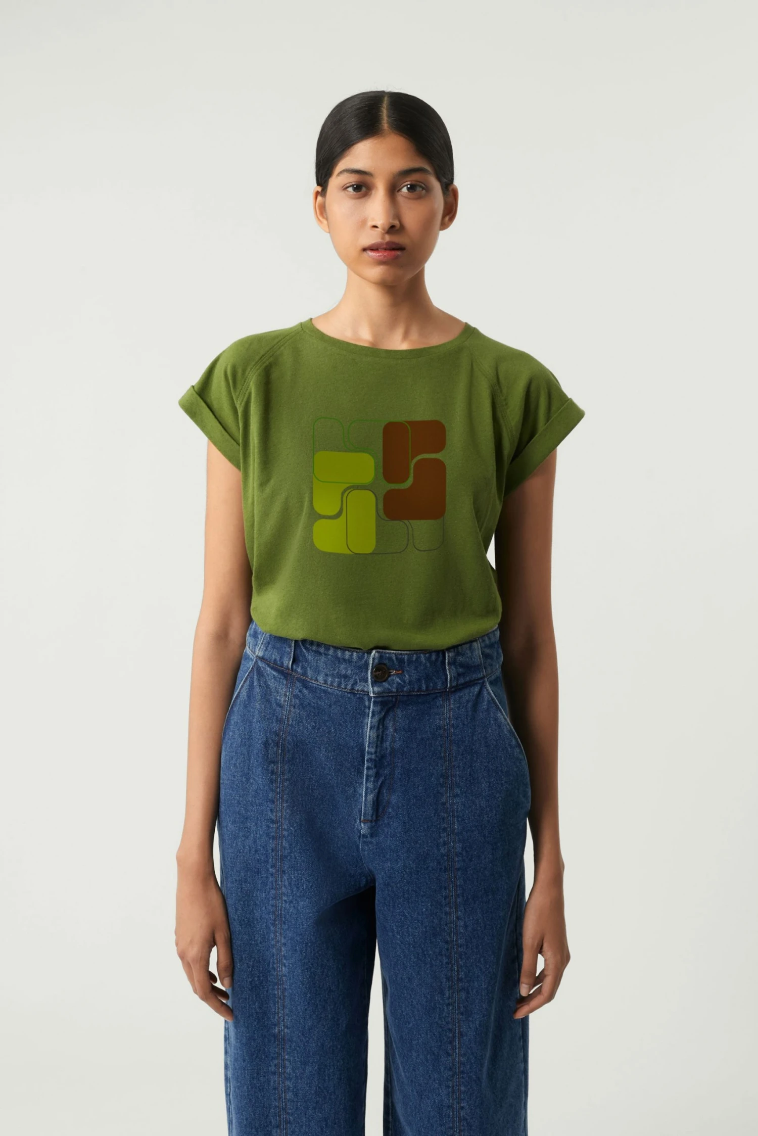 Sœur TEE-SHIRT VALENTINA - Nouvelle Collection | T-shirt Femme Élégant 2 Sœur TEE-SHIRT VALENTINA - Nouvelle Collection | T-shirt Femme Élégant