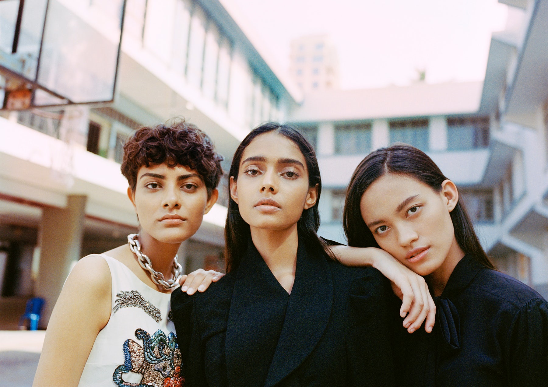 soeur Soldes -soeur Soldes ZKE7GUIAUNB35AMYHNBNMDPPUY